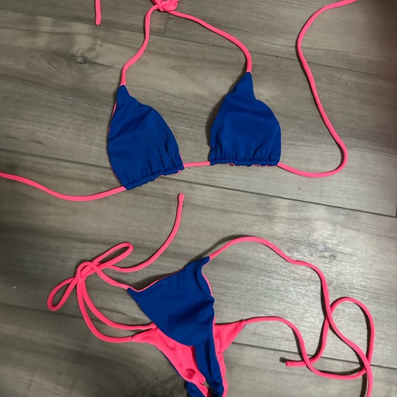 Indah reversible tom Pink and Blue Swim bikini revolve - Picture 3 of 3
